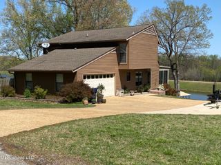 4858 Victoria Drive, Nesbit, MS 38651