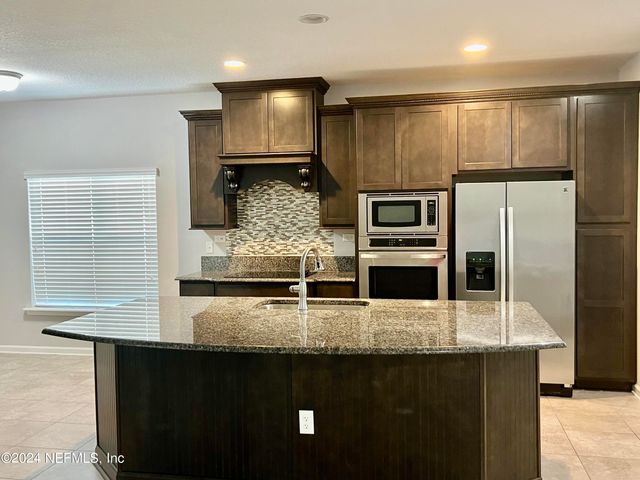 84143 SWALLOWTAIL Drive, Yulee, FL 32097