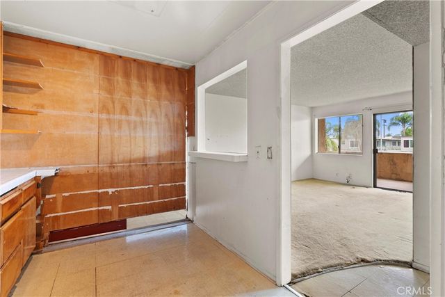 1140 Pacific Avenue 19, Long Beach, CA 90813