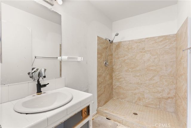 1140 Pacific Avenue 19, Long Beach, CA 90813