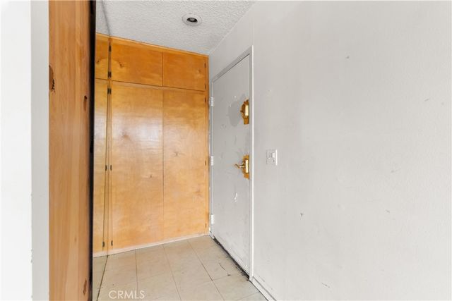 1140 Pacific Avenue 19, Long Beach, CA 90813