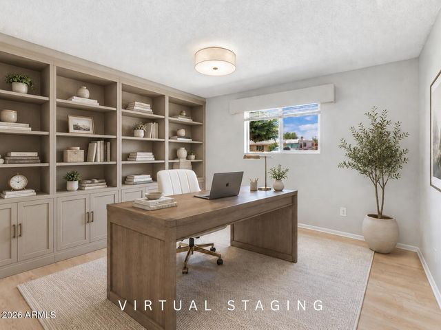 537 E LAGUNA Drive, Tempe, AZ 85282