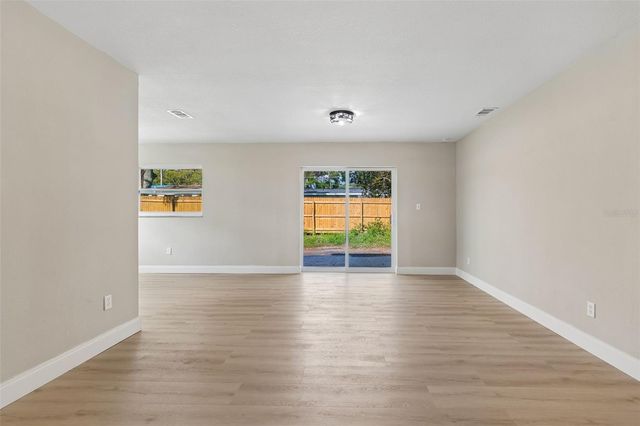 2217 E COLBY LANE, Tampa, FL 33612