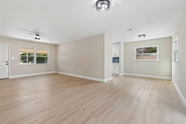 2217 E COLBY LANE, Tampa, FL 33612