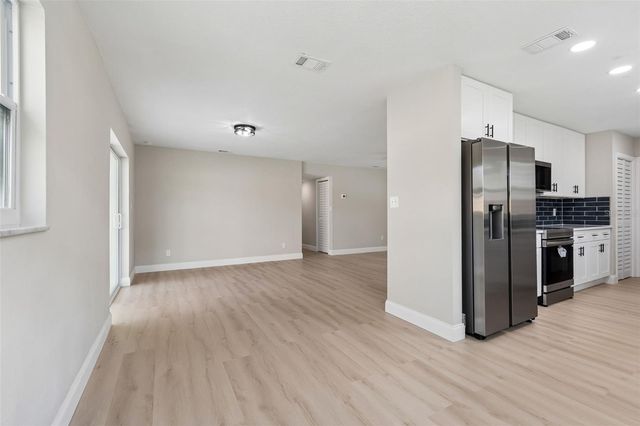 2217 E COLBY LANE, Tampa, FL 33612