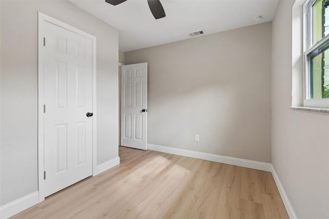 2217 E COLBY LANE, Tampa, FL 33612