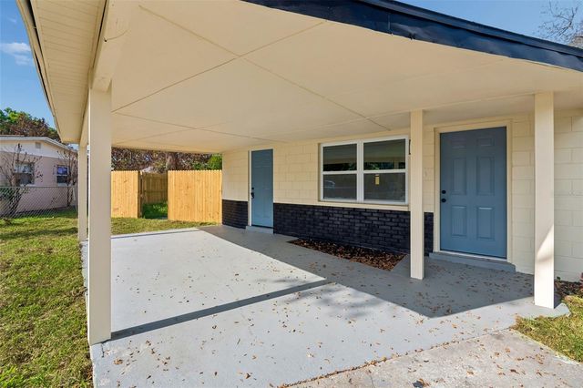 2217 E COLBY LANE, Tampa, FL 33612