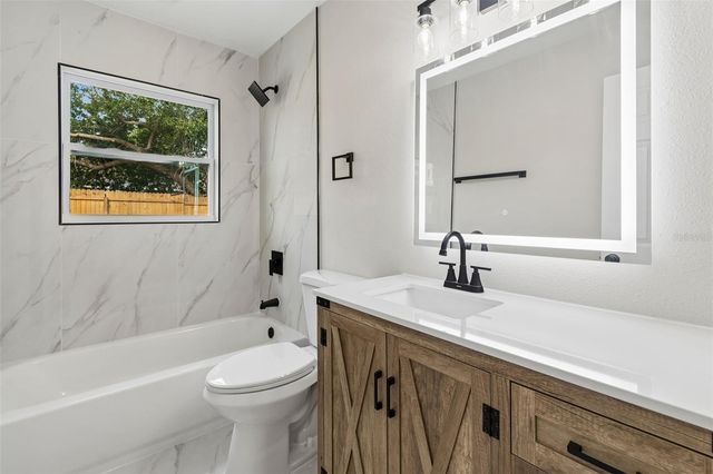 2217 E COLBY LANE, Tampa, FL 33612