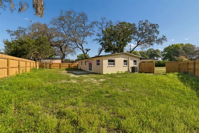 2217 E COLBY LANE, Tampa, FL 33612