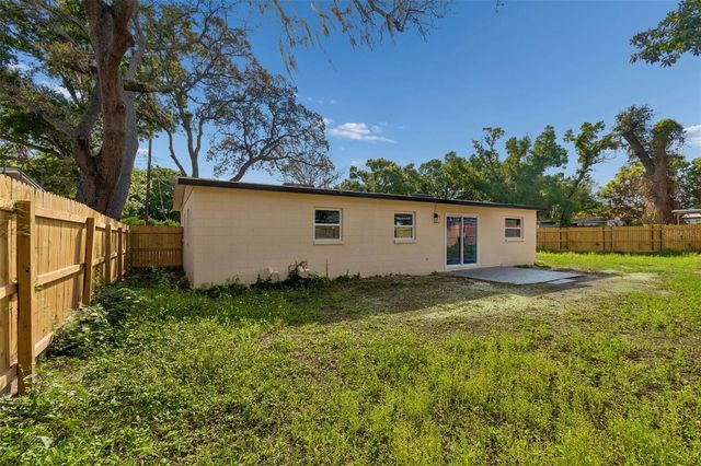2217 E COLBY LANE, Tampa, FL 33612