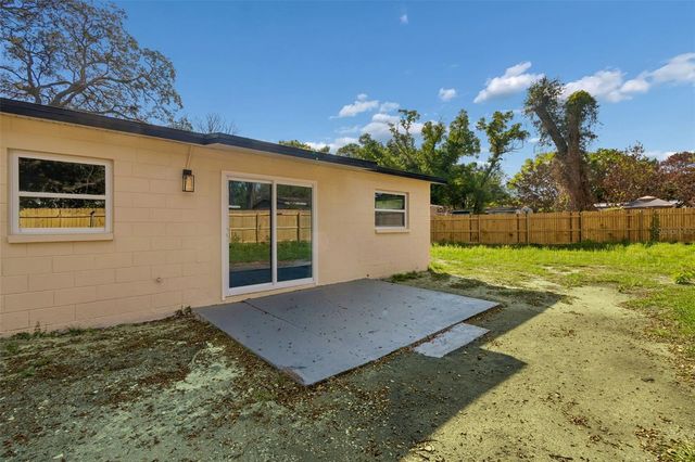 2217 E COLBY LANE, Tampa, FL 33612