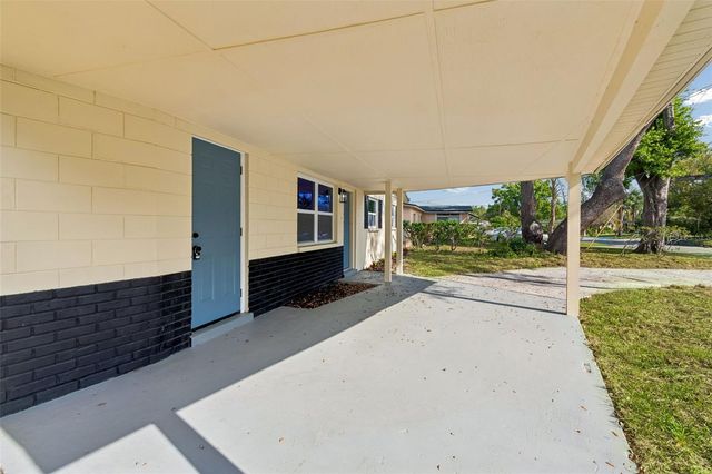 2217 E COLBY LANE, Tampa, FL 33612