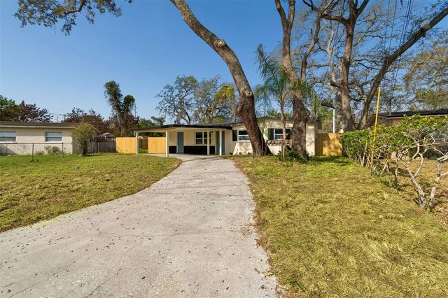 2217 E COLBY LANE, Tampa, FL 33612
