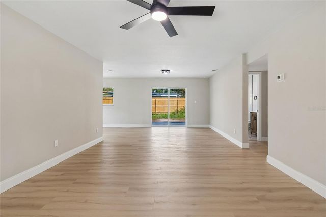 2217 E COLBY LANE, Tampa, FL 33612