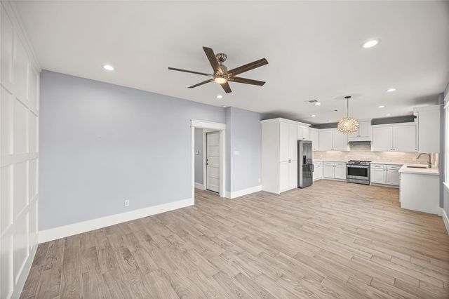 5810 Balbo Street, Houston, TX 77091