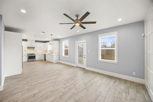 5810 Balbo Street, Houston, TX 77091