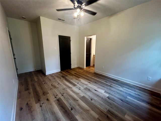 201 E Fleming, Longview, TX 75604
