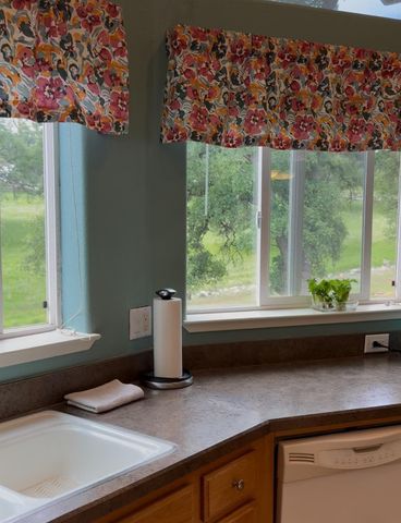 51 Woodvine Lane Ln, Bangor, CA 95901