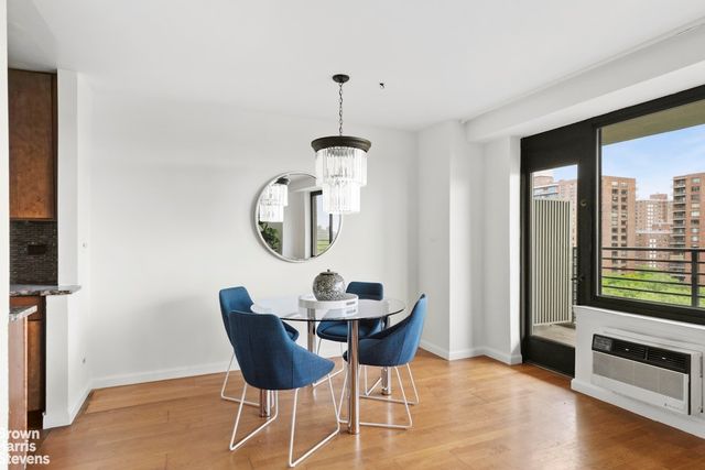 372 Central Park W Apt 11B, New York City, NY 10025