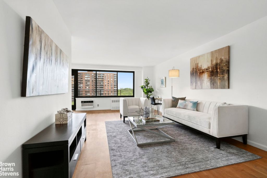 372 Central Park W Apt 11B, New York City, NY 10025