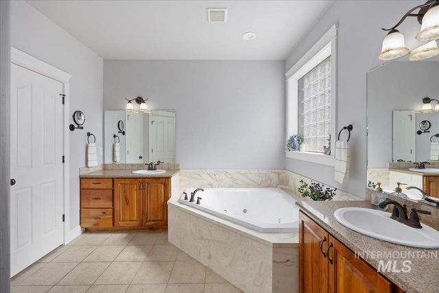 1709 N Mckinley St, Jerome, ID 83338