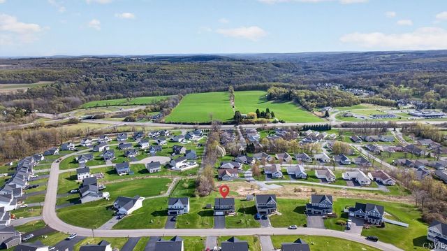 5543 Rolling Meadows Way, Camillus, NY 13031