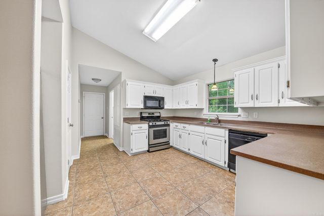 95 Springwood Court, Cabot, AR 72023