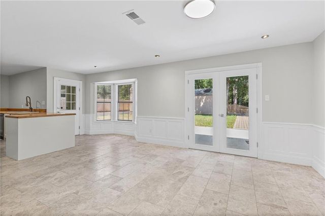 2605 Demetropolis Road, Mobile, AL 36609