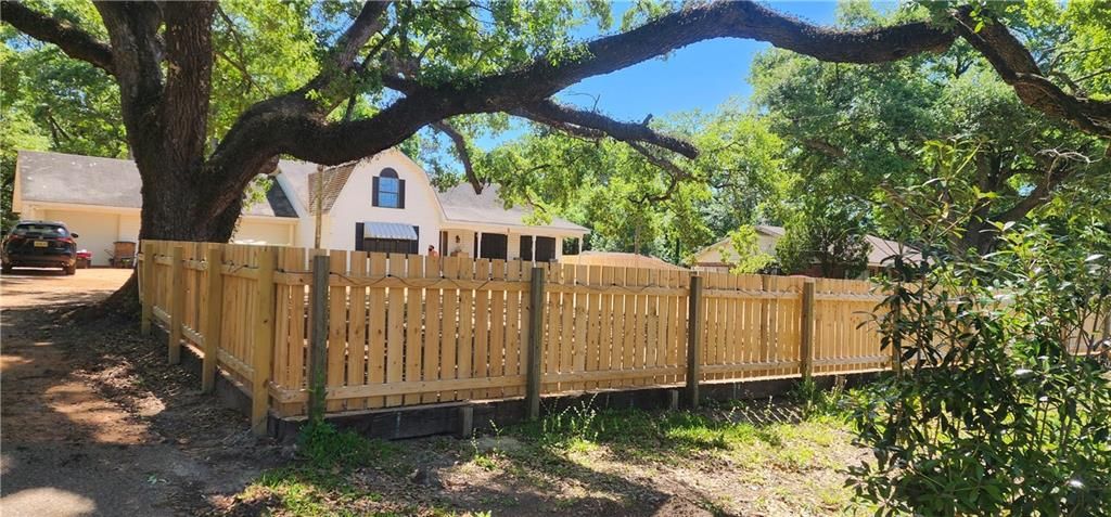 2605 Demetropolis Road, Mobile, AL 36609 — photo 3