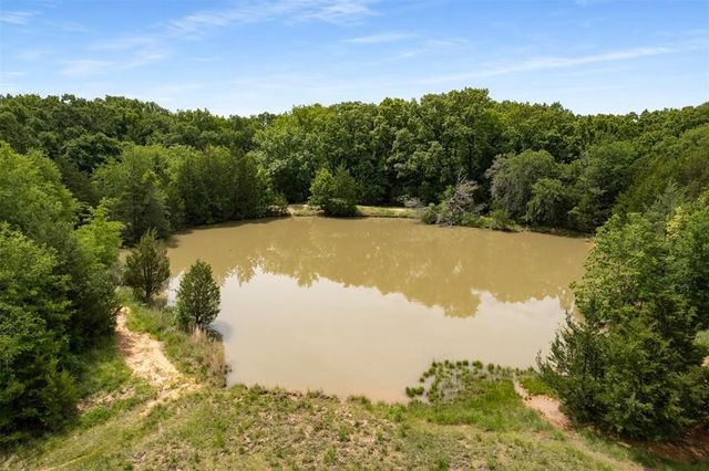 6111 County Road 2610, Bonham, TX 75418