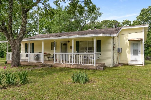 6111 County Road 2610, Bonham, TX 75418