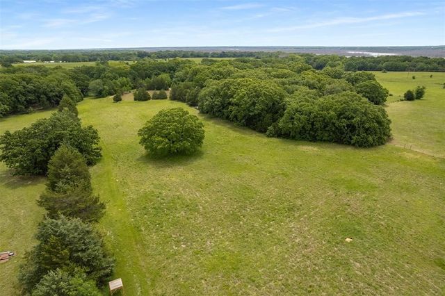 6111 County Road 2610, Bonham, TX 75418