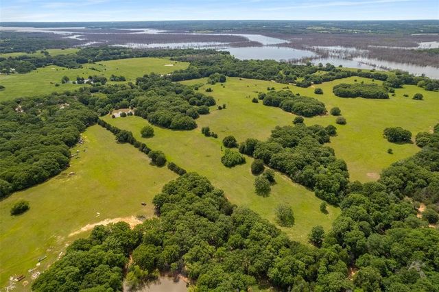 6111 County Road 2610, Bonham, TX 75418
