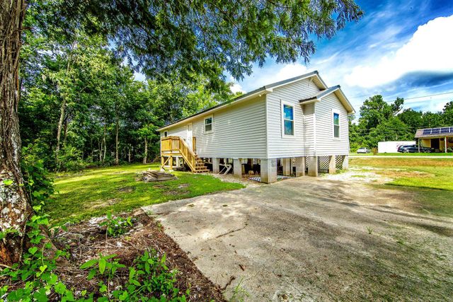 157 Klondyke Road, Bourg, LA 70343