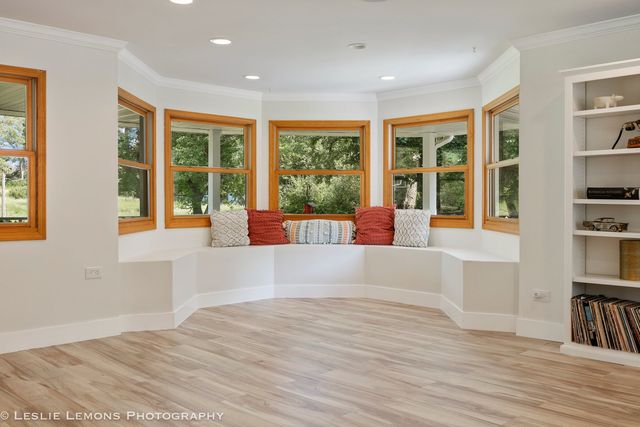 8S452 Bell Drive, Naperville, IL 60565