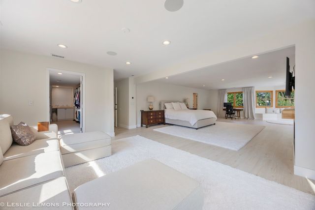 8S452 Bell Drive, Naperville, IL 60565