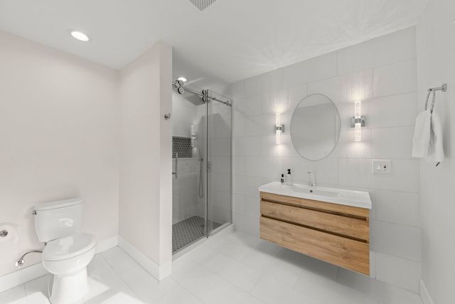 8S452 Bell Drive, Naperville, IL 60565