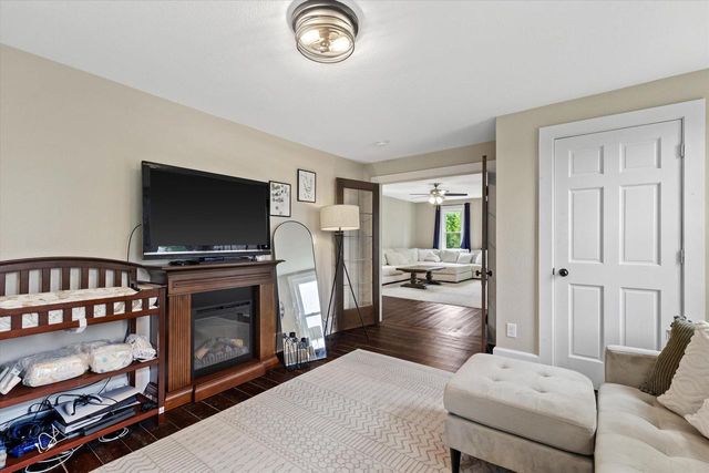 N4W22625 Bluemound ROAD, Waukesha, WI 53186