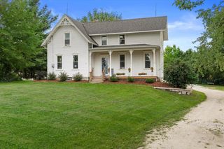 N4W22625 Bluemound ROAD, Waukesha, WI 53186