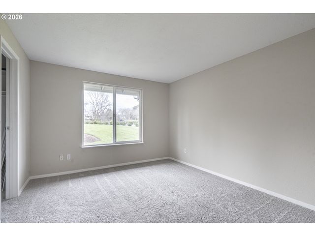 8315 Sw SHENANDOAH Way, Tualatin, OR 97062