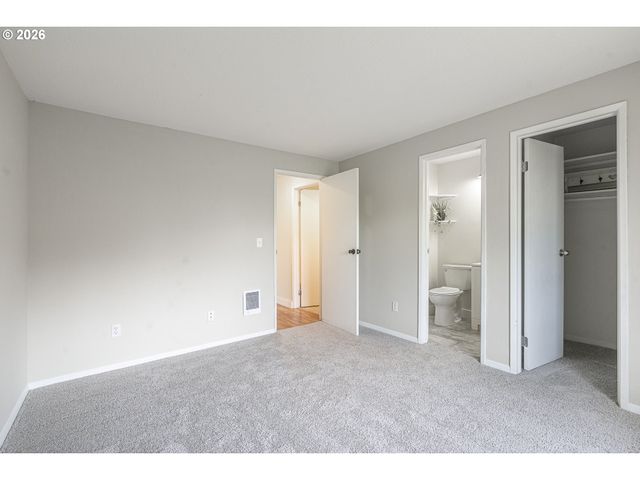 8315 Sw SHENANDOAH Way, Tualatin, OR 97062