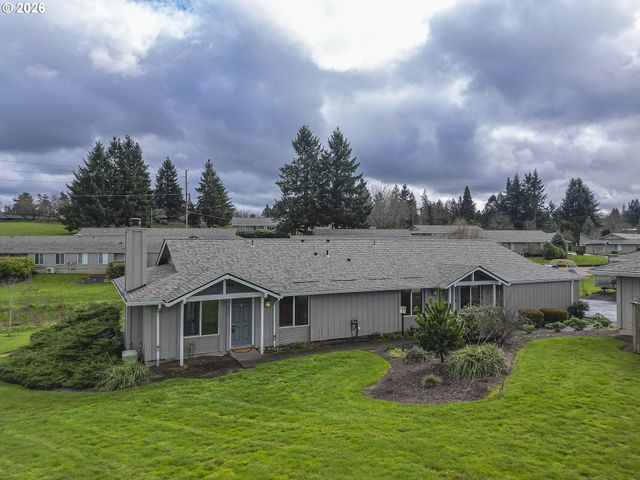 8315 Sw SHENANDOAH Way, Tualatin, OR 97062