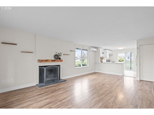 8315 Sw SHENANDOAH Way, Tualatin, OR 97062