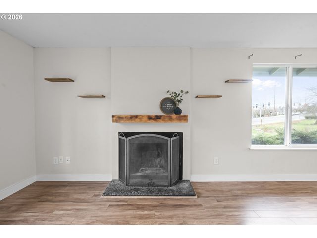 8315 Sw SHENANDOAH Way, Tualatin, OR 97062