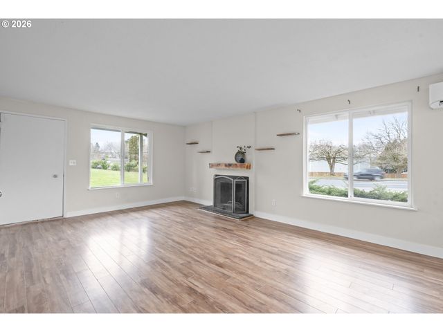 8315 Sw SHENANDOAH Way, Tualatin, OR 97062