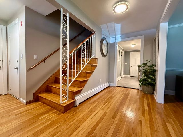 19 Shady Hill Ln, Reading, MA 01867