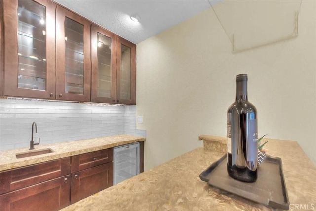 18223 Delano, Tarzana, CA 91335