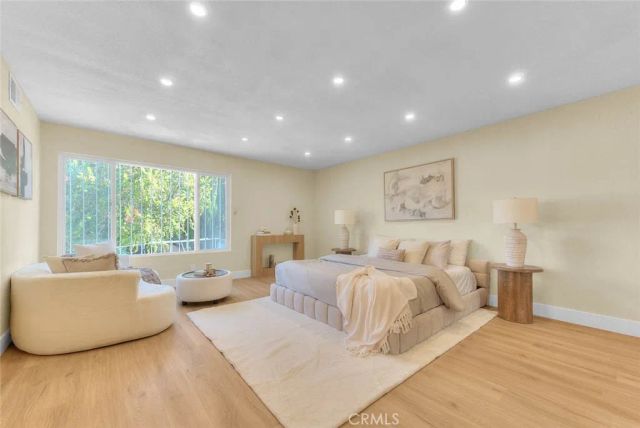 18223 Delano, Tarzana, CA 91335