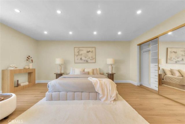 18223 Delano, Tarzana, CA 91335