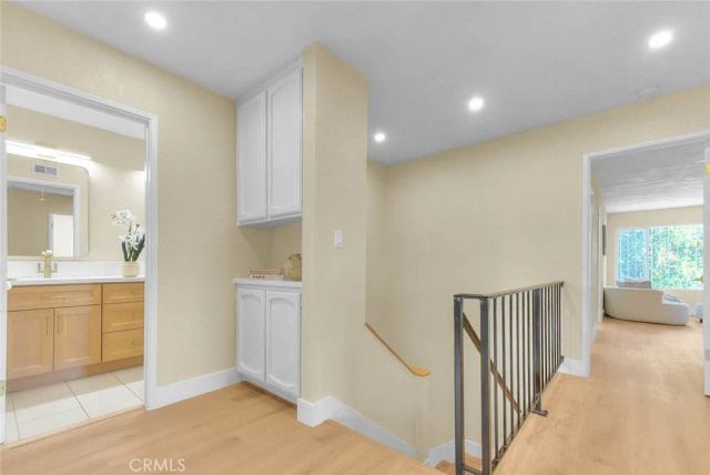 18223 Delano, Tarzana, CA 91335